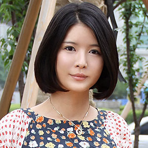 ジヨン [世界の素人]